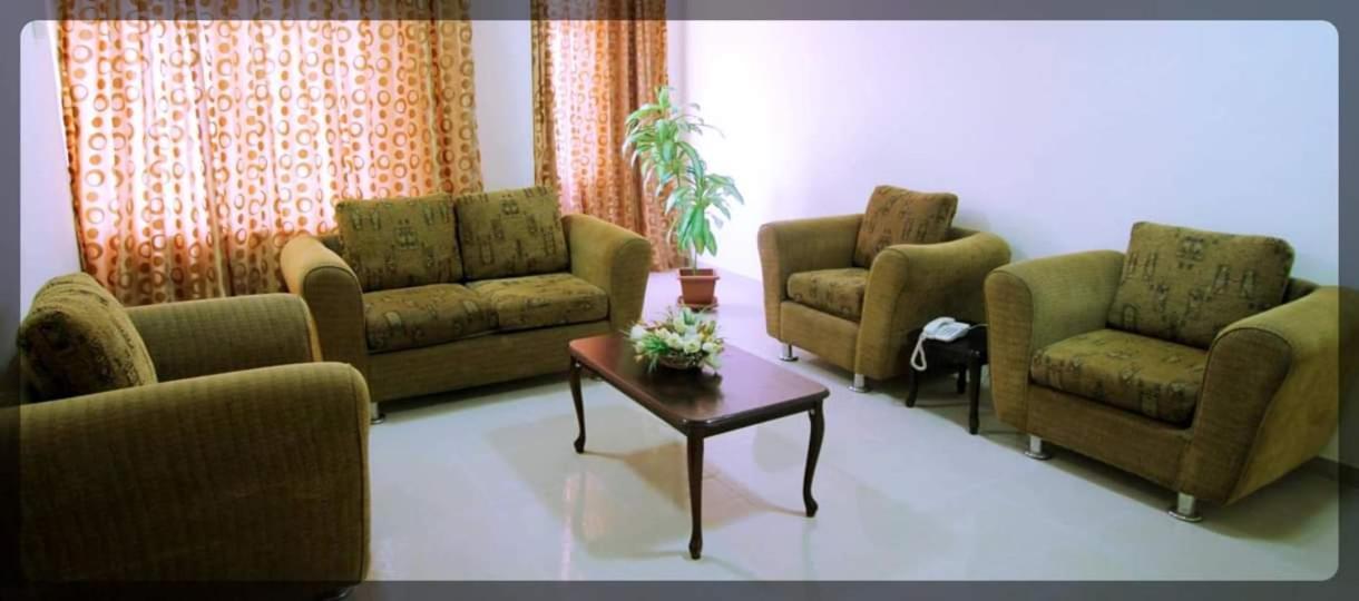 Al Bateel Hotel Apartments Amman Extérieur photo