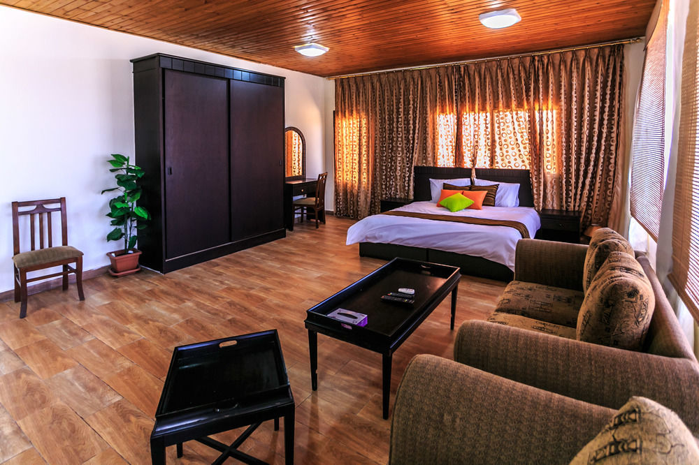 Al Bateel Hotel Apartments Amman Extérieur photo