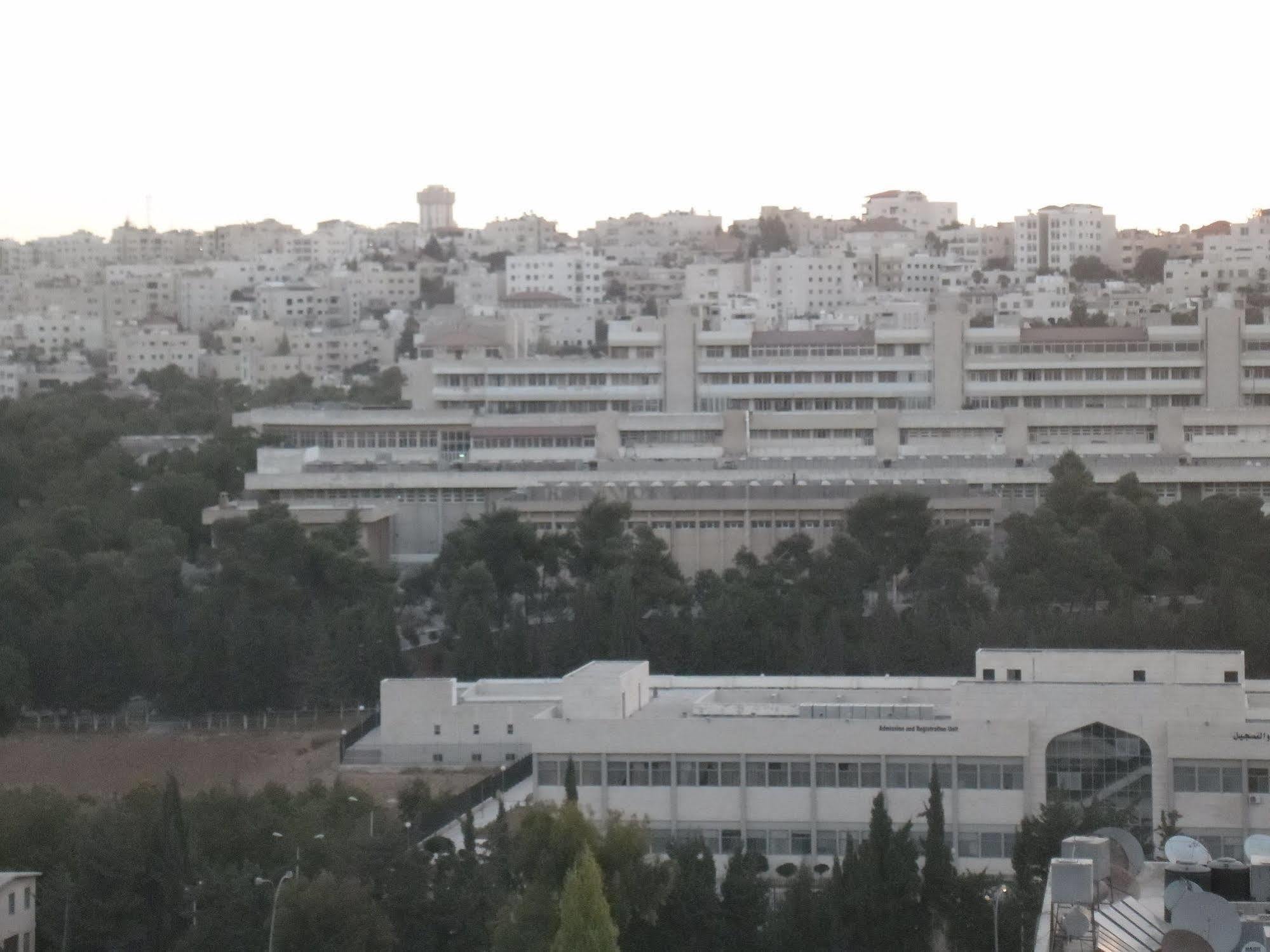 Al Bateel Hotel Apartments Amman Extérieur photo